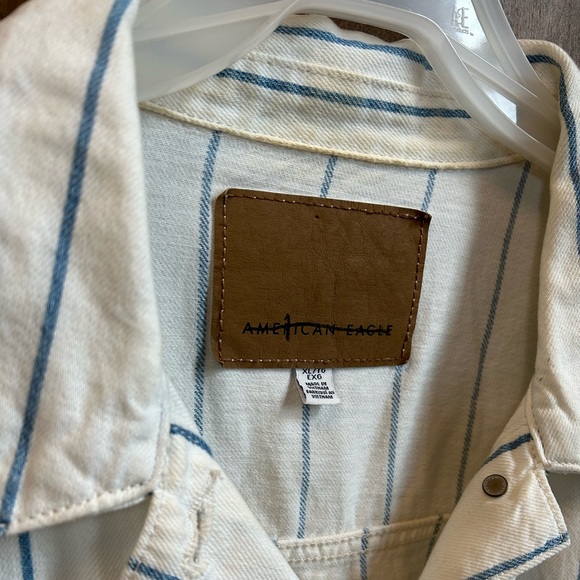 American Eagle white (blue stripe) Jacket S/M - Picture 3 of 6